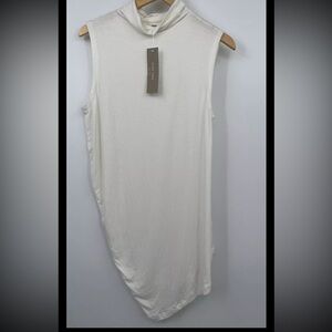 Joan Vass Lagenlook Long Tunic Size M White Sleeveless Turtleneck NEW